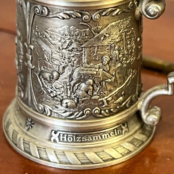 2 mini Pewter Beer Steins - Picture 4 of 9